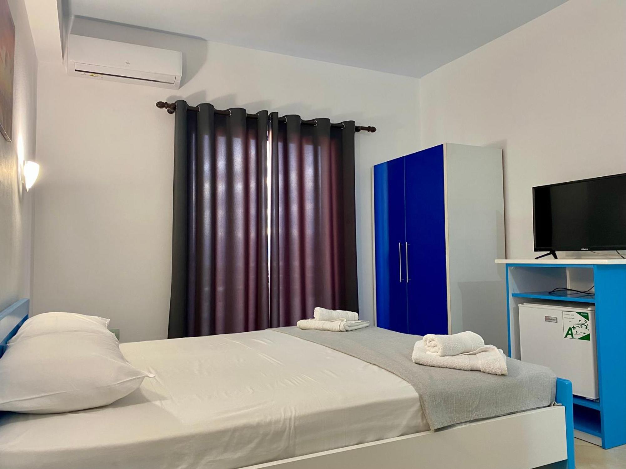 Itaka Hotel Lukove Bagian luar foto